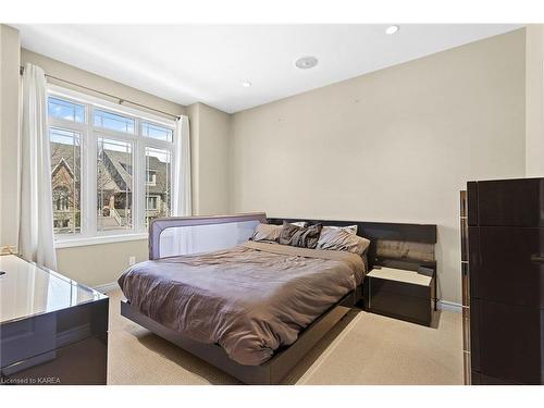 1177 Crossfield Avenue, Kingston, ON - Indoor Photo Showing Bedroom