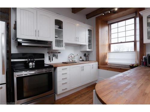 1311 Turnbull Way, Kingston, ON - Indoor Photo Showing Kitchen