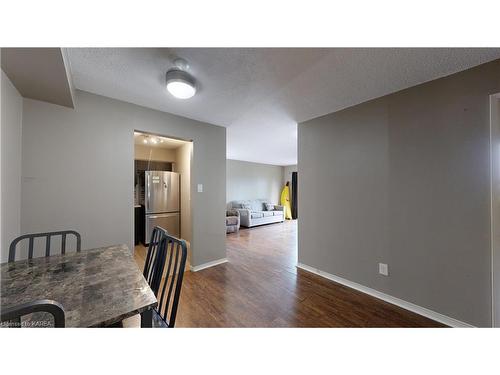 203-745 Davis Drive, Kingston, ON - Indoor Photo Showing Dining Room