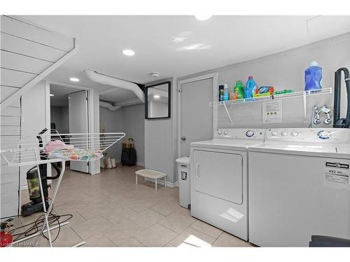 80 Cartwright Street, Kingston, ON - Indoor Photo Showing Laundry Room