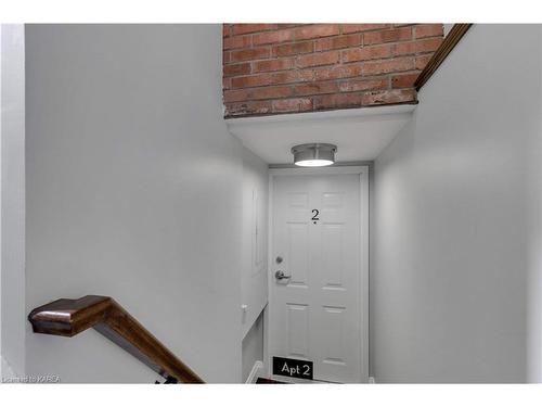 84 Centre Street, Kingston, ON - Indoor Photo Showing Other Room