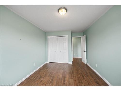 1468 Hanover Drive, Kingston, ON - Indoor Photo Showing Other Room