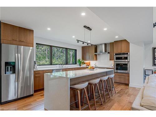 39 Faircrest Boulevard, Kingston, ON - Indoor Photo Showing Kitchen