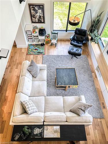 39 Faircrest Boulevard, Kingston, ON - Indoor Photo Showing Living Room