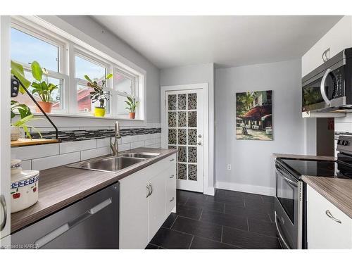 849 Victoria Street, Kingston, ON - Indoor Photo Showing Kitchen With Double Sink