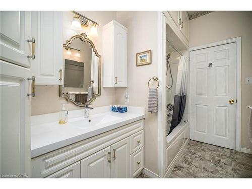 332 Main Street, Deseronto, ON - Indoor Photo Showing Bathroom