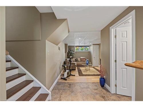515 Davis Drive, Kingston, ON - Indoor Photo Showing Other Room