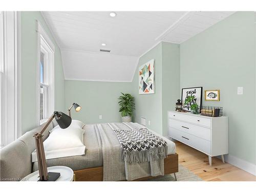 1573 Shales Road, Perth Road Village, ON - Indoor Photo Showing Bedroom