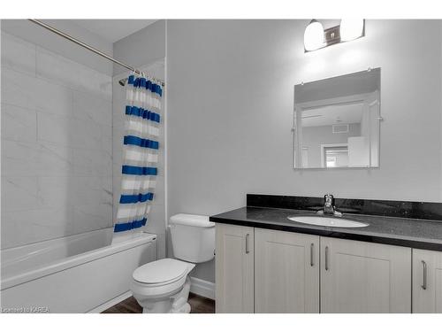 406-501 Frontenac Street, Kingston, ON - Indoor Photo Showing Bathroom