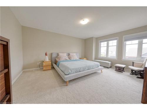 621 Halloway Drive, Kingston, ON - Indoor Photo Showing Bedroom