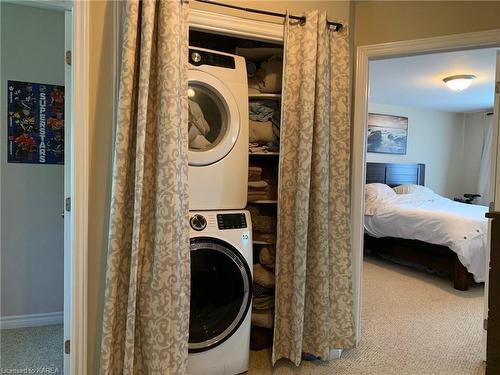 3456 Princess Street, Kingston, ON - Indoor Photo Showing Laundry Room