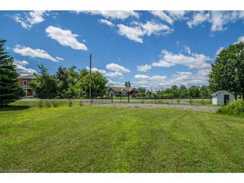 8061 County Road 2, Greater Napanee, ON 