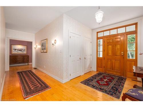 35 Riverside Drive, Kingston, ON - Indoor Photo Showing Other Room