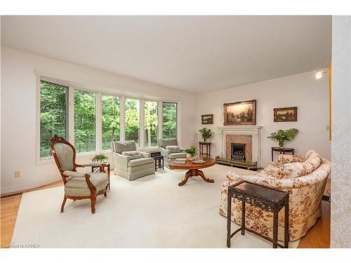 35 Riverside Drive, Kingston, ON - Indoor Photo Showing Living Room With Fireplace