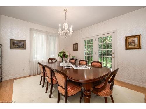 35 Riverside Drive, Kingston, ON - Indoor Photo Showing Dining Room