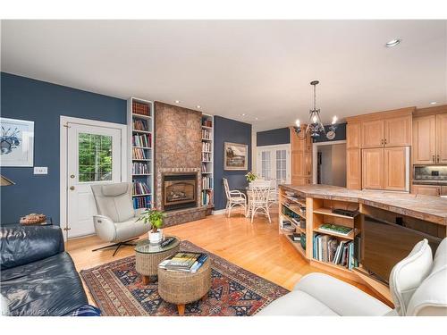 35 Riverside Drive, Kingston, ON - Indoor Photo Showing Living Room With Fireplace