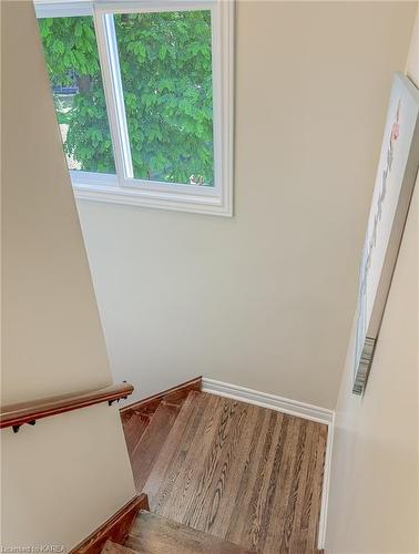 129 Wiley Street, Kingston, ON - Indoor Photo Showing Other Room