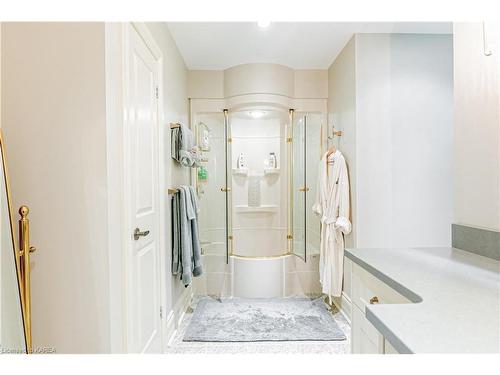 96 & 88 Spithead Road, Howe Island, ON - Indoor Photo Showing Bathroom