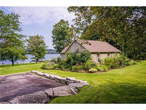 96 & 88 Spithead Road, Howe Island, ON - Outdoor