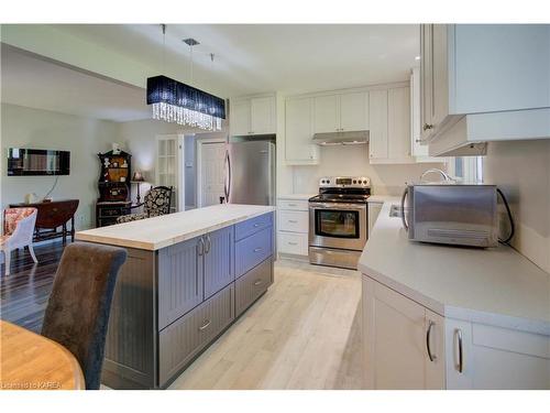 370 Renda Street, Kingston, ON - Indoor Photo Showing Kitchen With Stainless Steel Kitchen