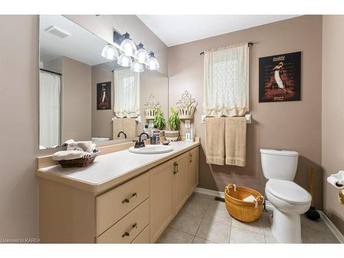 1079 Acadia Drive, Kingston, ON - Indoor Photo Showing Bathroom