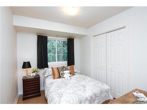 196 Country Club Drive, Kingston, ON - Indoor Photo Showing Bedroom