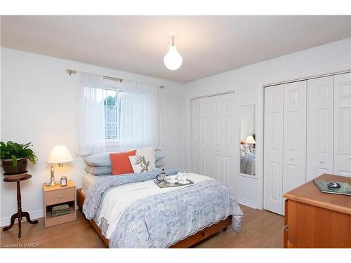 196 Country Club Drive, Kingston, ON - Indoor Photo Showing Bedroom