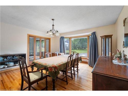 40 Concession Street S, Tamworth, ON - Indoor Photo Showing Dining Room