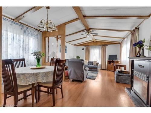 7 Cedar Street, Greater Napanee, ON - Indoor Photo Showing Dining Room