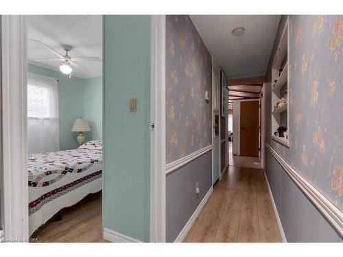 7 Cedar Street, Greater Napanee, ON - Indoor Photo Showing Bedroom