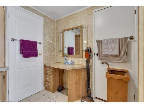 7 Cedar Street, Greater Napanee, ON - Indoor Photo Showing Bathroom