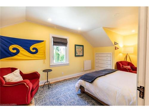 21C Highway 95, Wolfe Island, ON - Indoor Photo Showing Bedroom