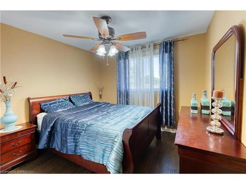 625 Laurier Boulevard, Brockville, ON - Indoor Photo Showing Bedroom