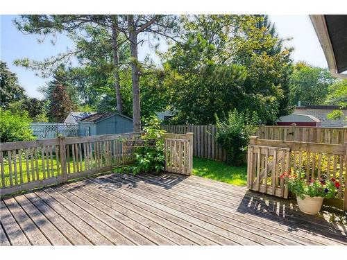 625 Laurier Boulevard, Brockville, ON - Outdoor With Deck Patio Veranda With Backyard