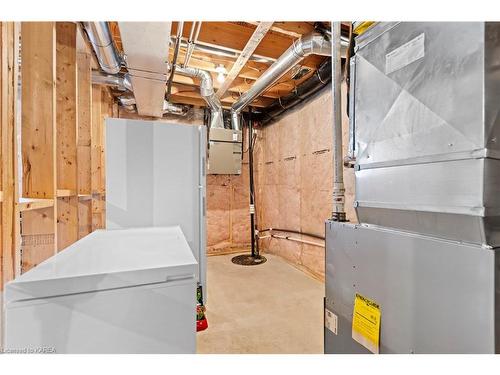 3486 Princess Street, Kingston, ON - Indoor Photo Showing Basement