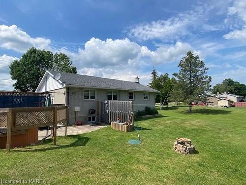 157 Station Road, Gananoque, ON - Outdoor