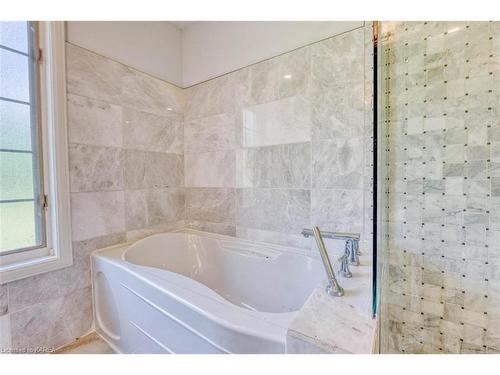 13382 Road 38 Road, Sharbot Lake, ON - Indoor Photo Showing Bathroom