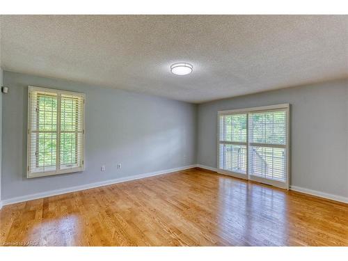 13382 Road 38 Road, Sharbot Lake, ON - Indoor Photo Showing Other Room