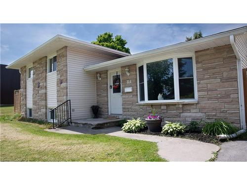 324 Arthur Street, Gananoque, ON - Outdoor