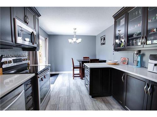 324 Arthur Street, Gananoque, ON - Indoor Photo Showing Kitchen