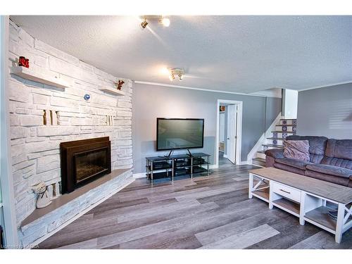 324 Arthur Street, Gananoque, ON - Indoor Photo Showing Living Room With Fireplace