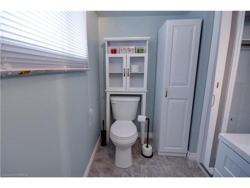 324 Arthur Street, Gananoque, ON - Indoor Photo Showing Bathroom