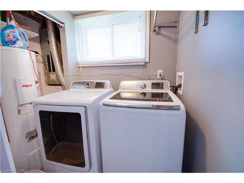 324 Arthur Street, Gananoque, ON - Indoor Photo Showing Laundry Room