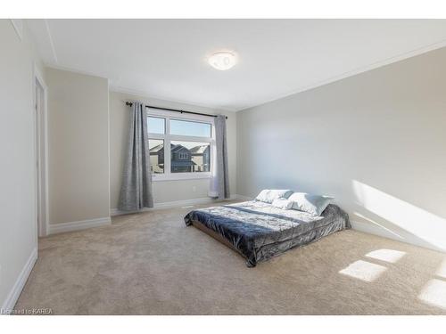 1694 Brookedayle Avenue, Kingston, ON - Indoor Photo Showing Bedroom