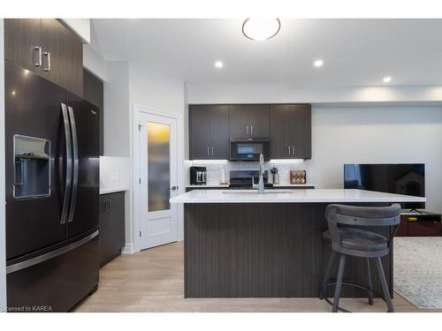 1694 Brookedayle Avenue, Kingston, ON - Indoor Photo Showing Kitchen