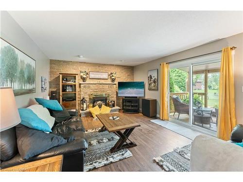 1780 Floyd Avenue, Kingston, ON - Indoor Photo Showing Living Room With Fireplace