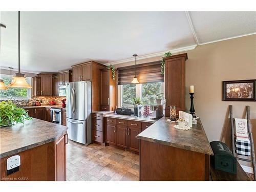 1780 Floyd Avenue, Kingston, ON - Indoor Photo Showing Kitchen