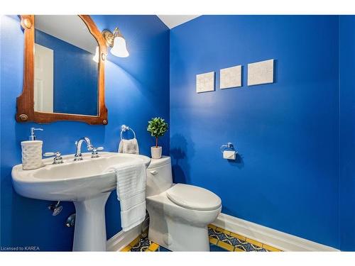 5-111 Echo Drive, Ottawa, ON - Indoor Photo Showing Bathroom