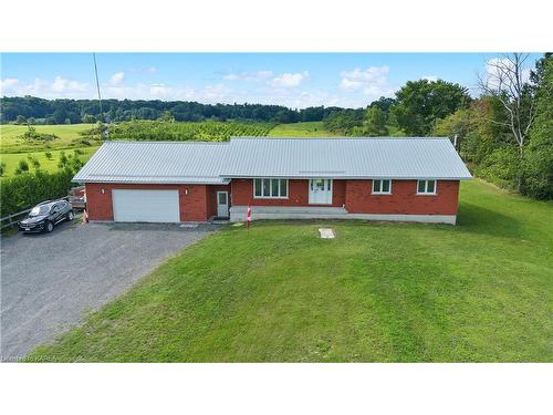 523 County Road 2 E, Gananoque, ON - Outdoor