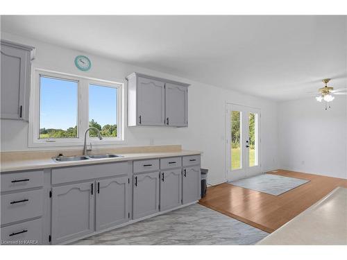 523 County Road 2 E, Gananoque, ON - Indoor Photo Showing Kitchen With Double Sink